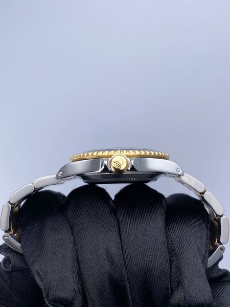 Rolex Submariner 16613